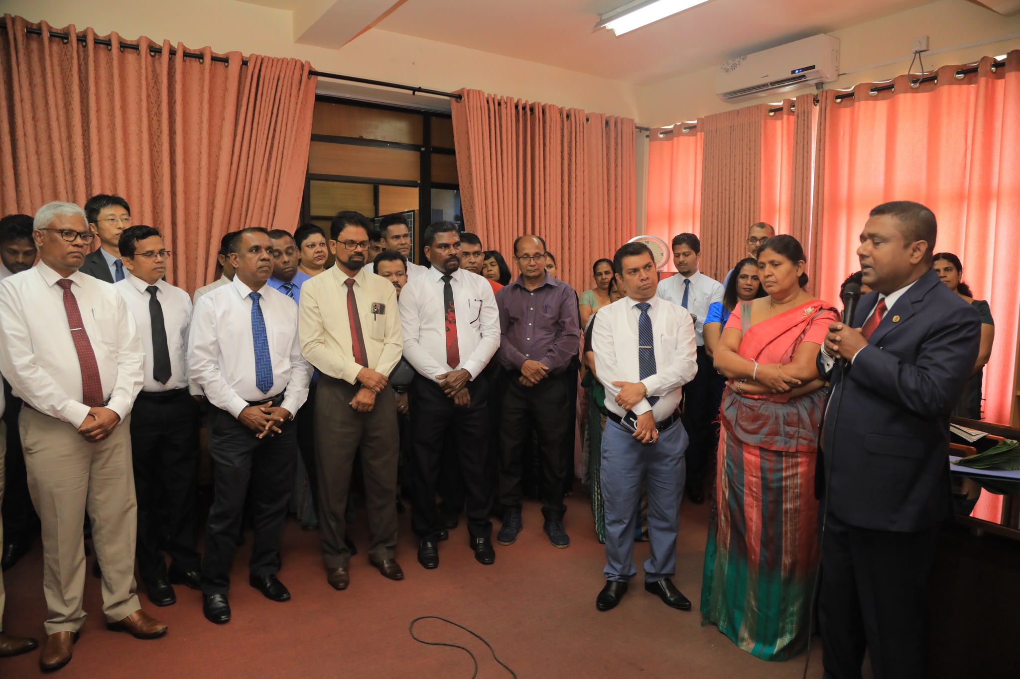 Mr. Dhammika Muthugala, a Special Grade Officer of the Sri Lanka Administrative Service, assumed duties as the new Director General of the Samurdhi Development Department on 09/02/2026.